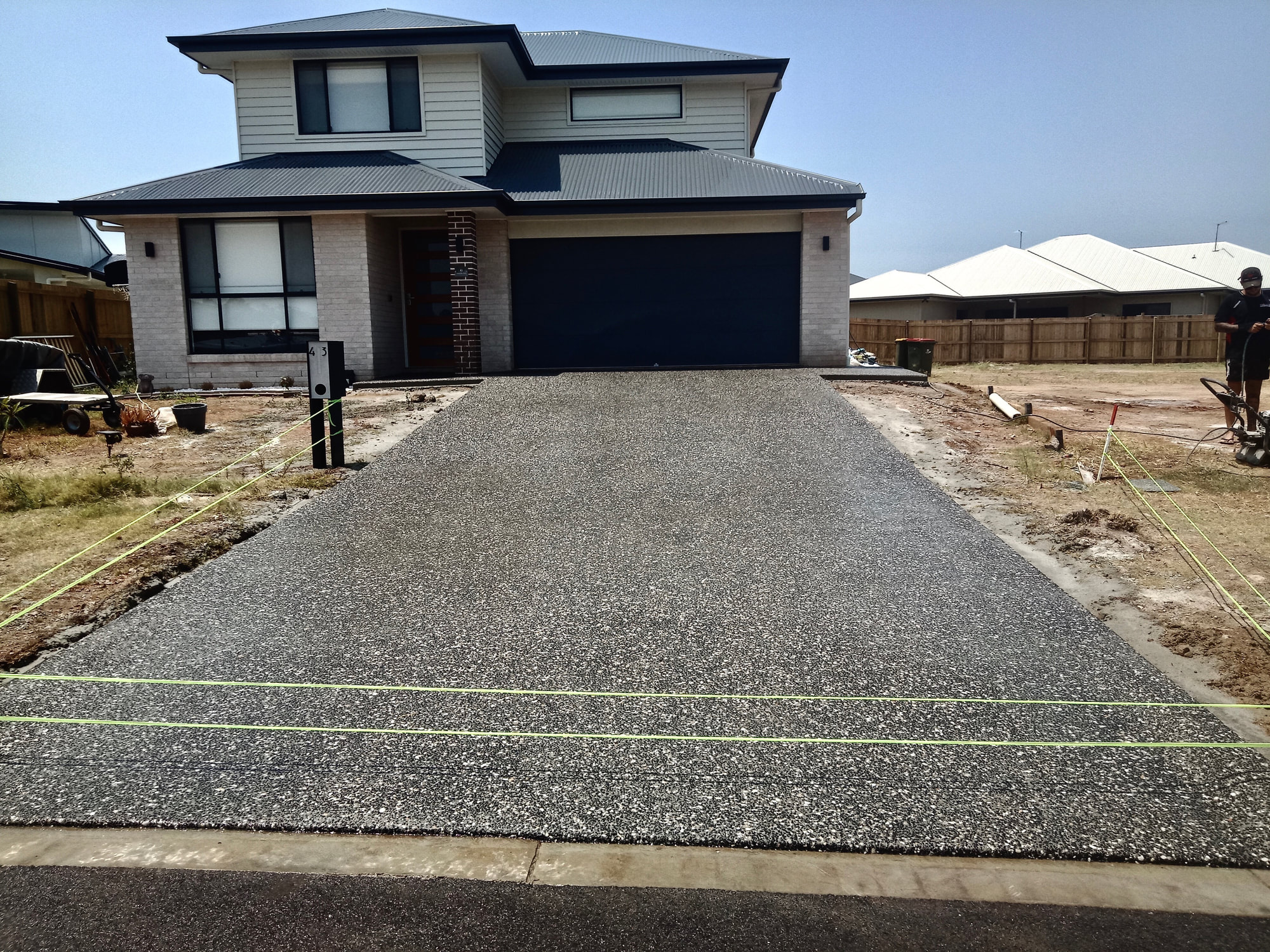 Concrete driveway North Brisbane by Dunrite Concreting